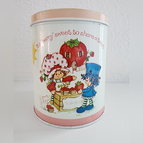 Vintage 1982 Strawberry Shortcake metal tin American Greetings Corp Cheinco - Picture 5 of 7